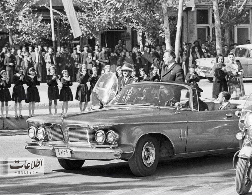 استقبال خاص و پرهزینه شاه و فرح از رهبر شوروی +عکس
