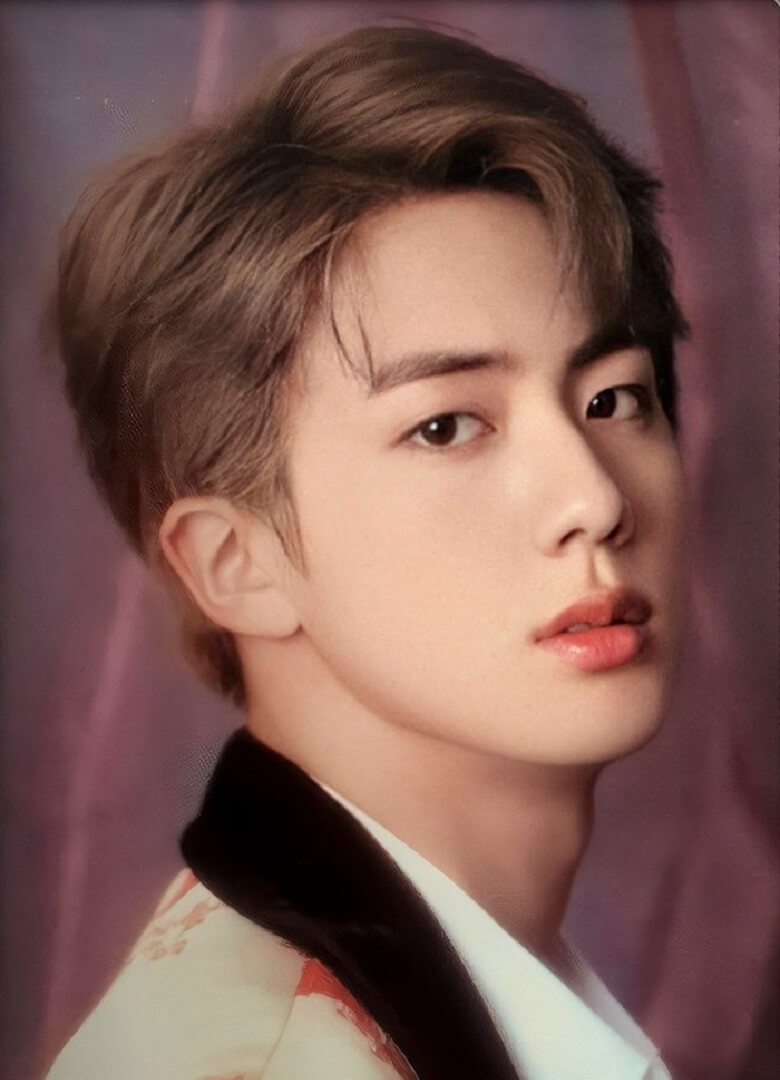 اعضای گروه BTS جذاب هستند.