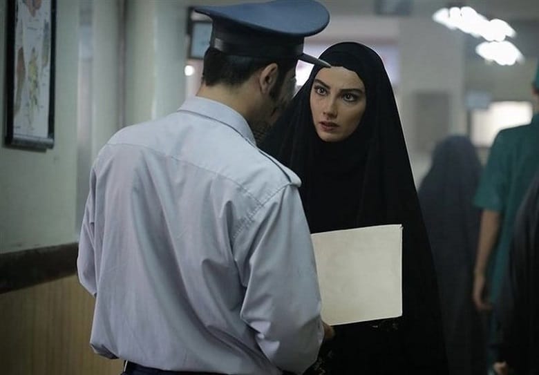 نجلا با محیا دهقانی سقوط نکرد