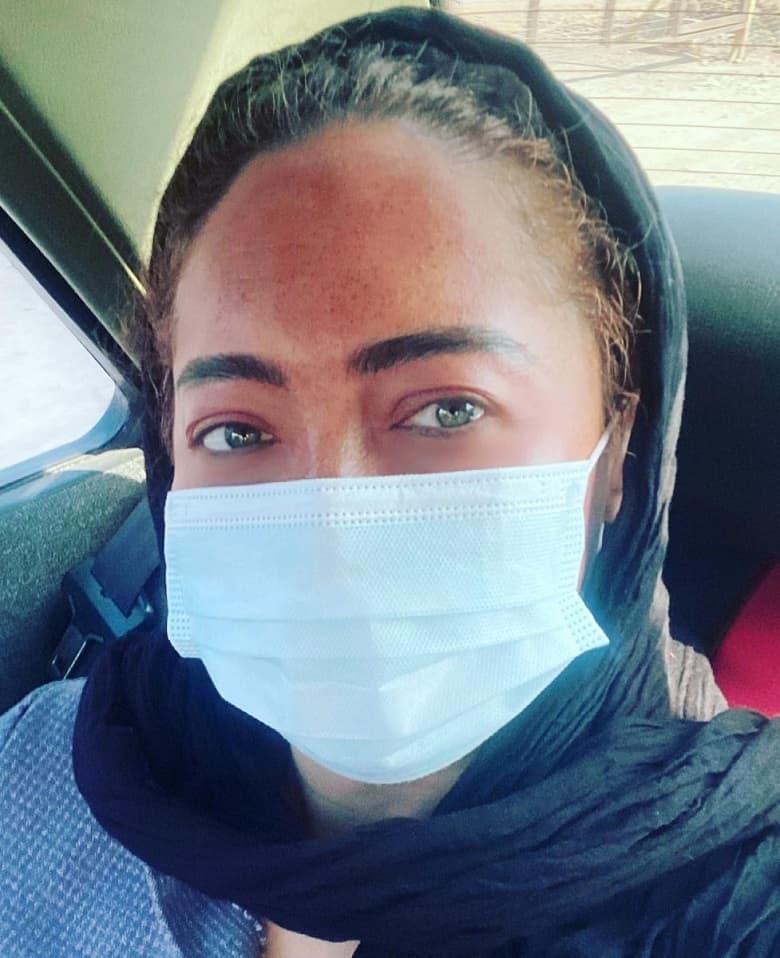 گرمای خوزستان بلای زیادی سر نیکی کریمی آورده است.