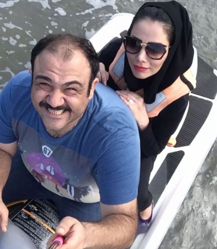 وضعیت خطرناک مهران غفوریان و همسرش در دریا دردسرساز شد