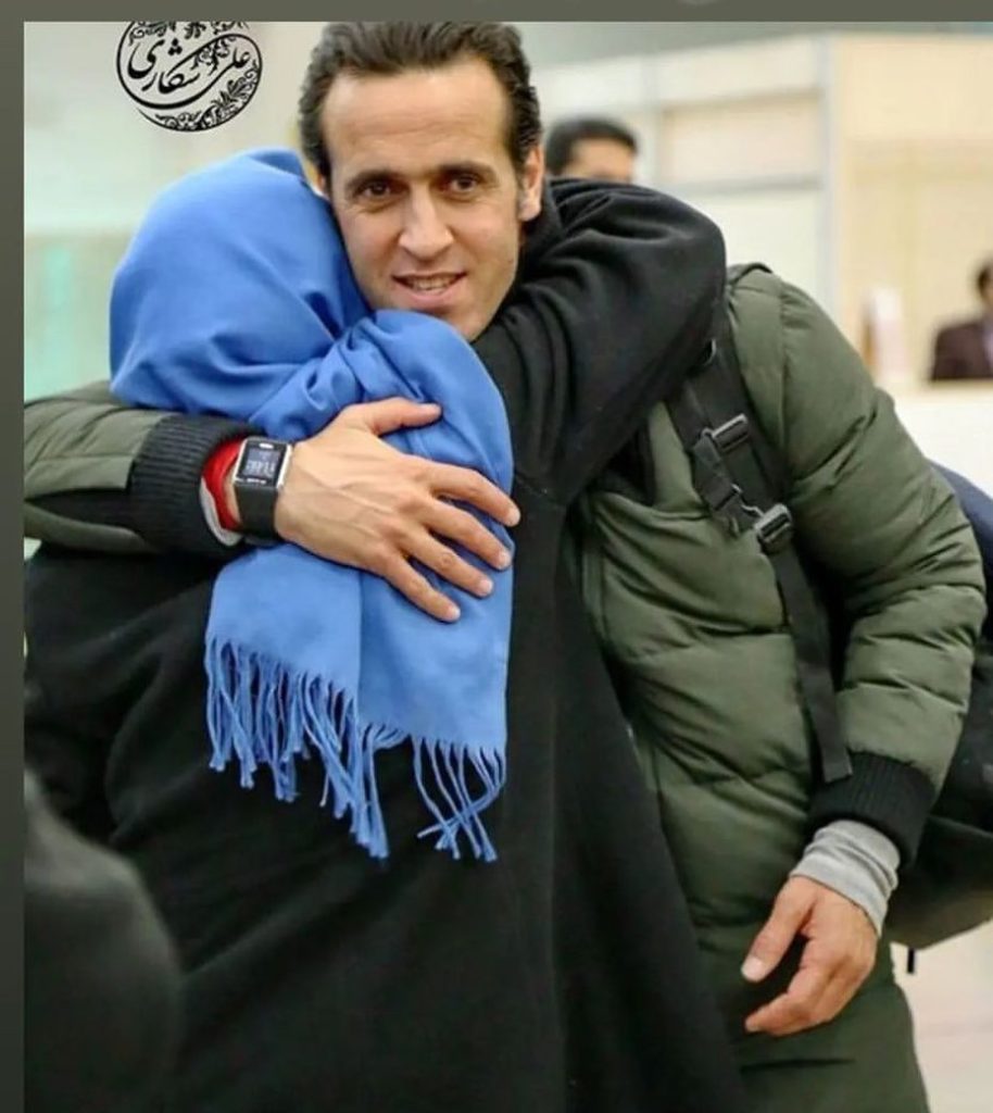 حمایت جواد کاظمیان از علی کریمی؛ او خائن نیست!