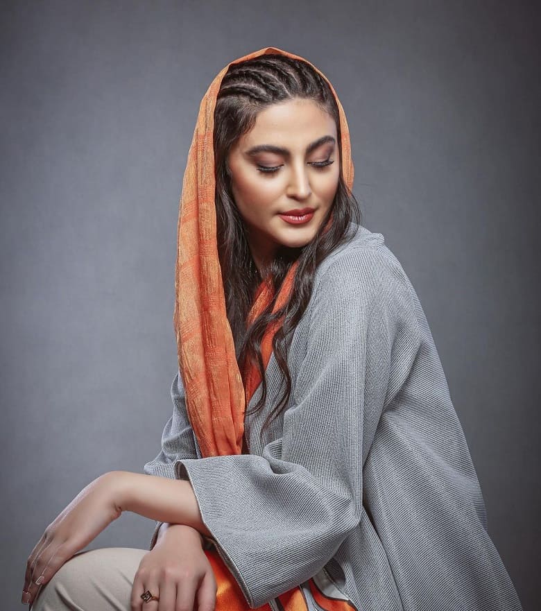 مریم مومن در چهره‌اش تغییرات اساسی داده است.