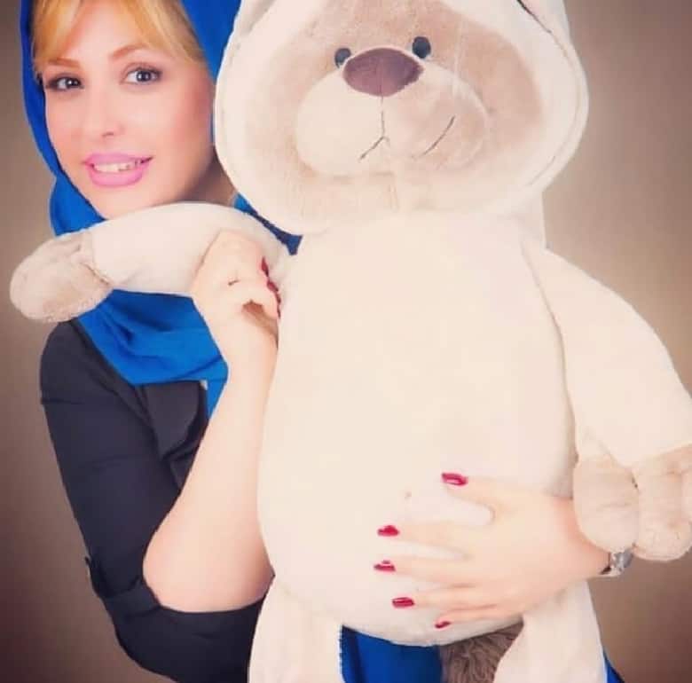 نیوشا ضیغمی گذشته‌اش را فراموش نکرده است.