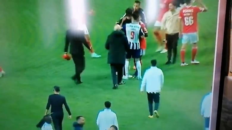 مهدی طارمی پرتغال را به هم ریخت.