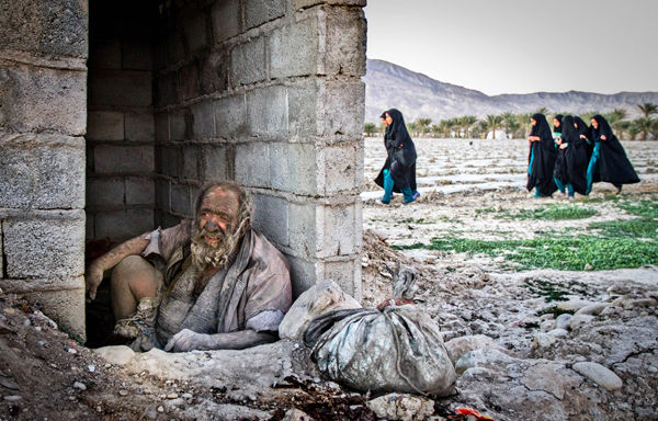 پیرمردی که نیم قرن حمام نرفت، درگذشت + عکس