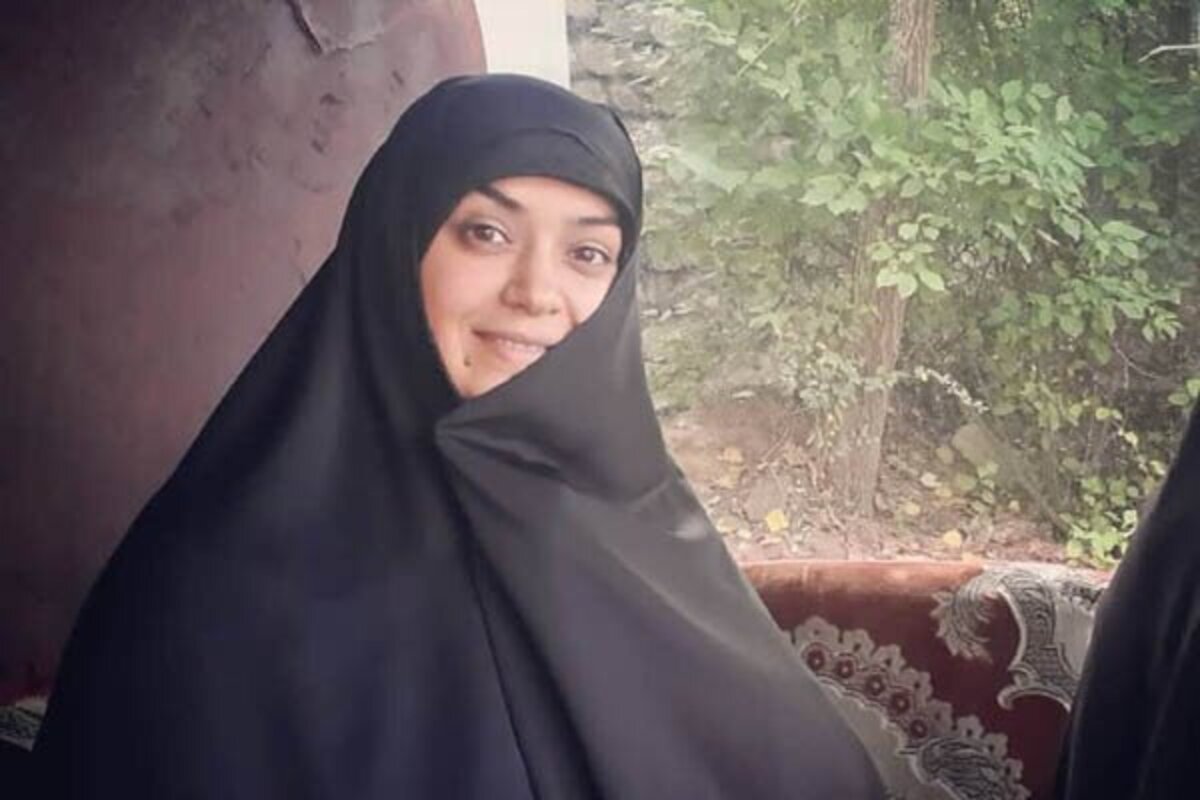 پوشش جالب "الهام چرخنده" در حین تفریح و گردش/ عکس