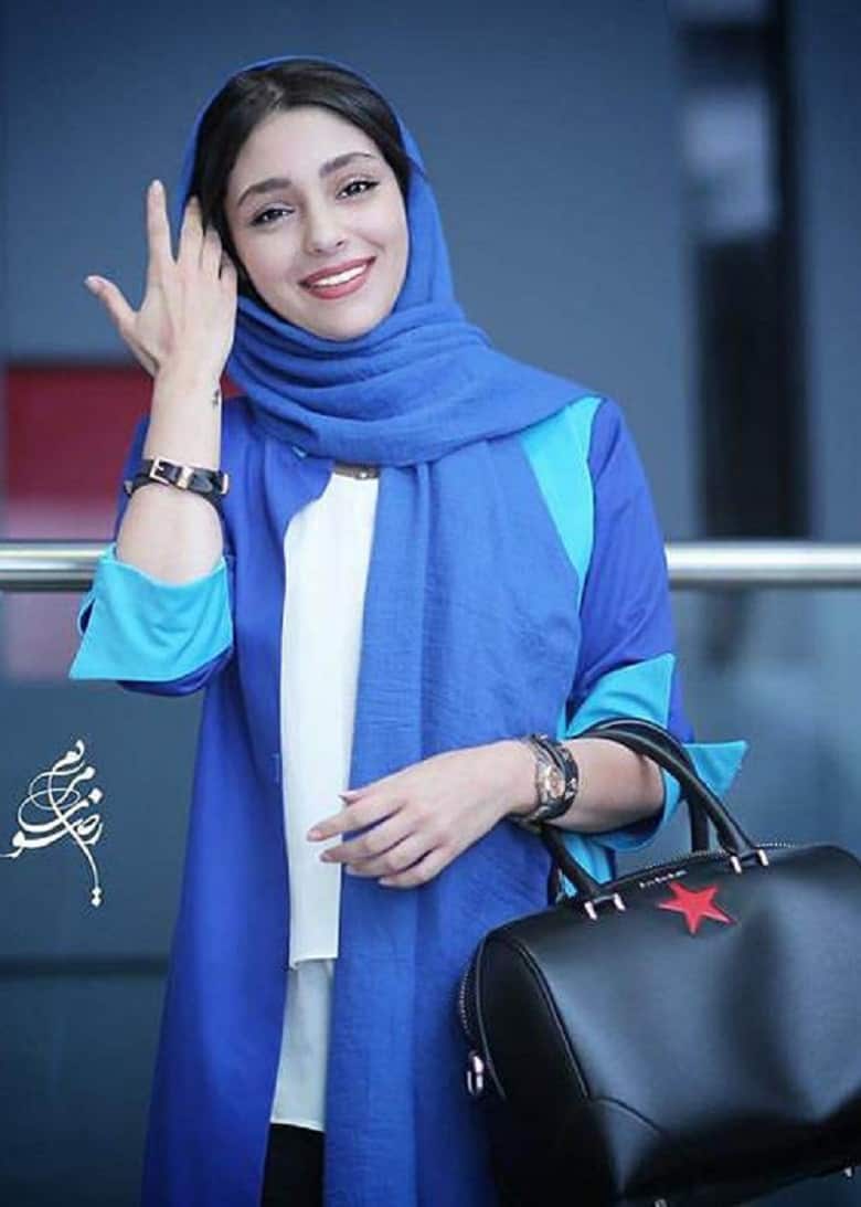 در کمد لباس هستی مهدوی فر سرک کشیدیم.