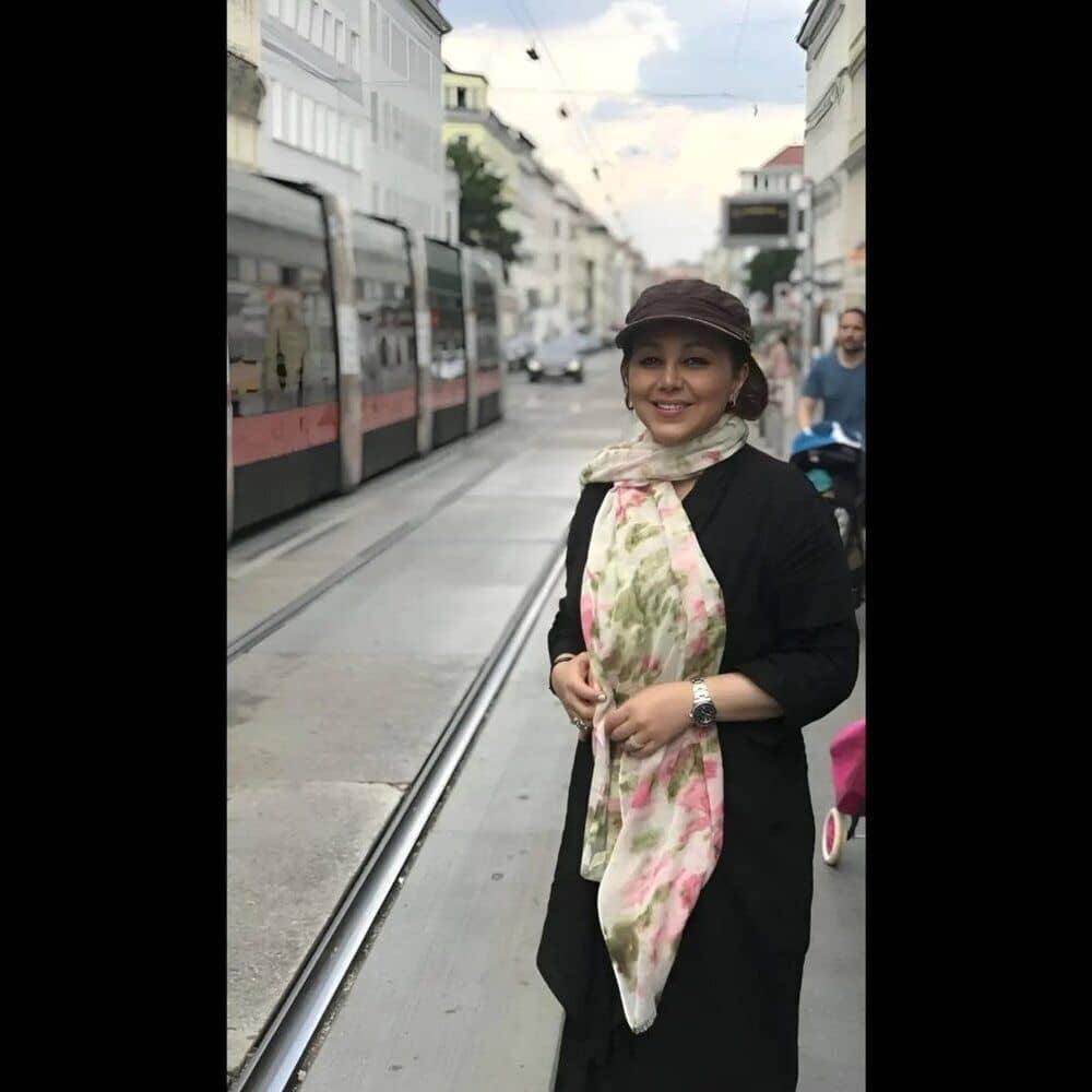 ماجرای مهاجرت “بهنوش بختیاری” چیست؟+عکس