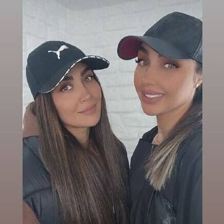 مریم معصومی با تیپ ورزشکاری عکس گرفت.