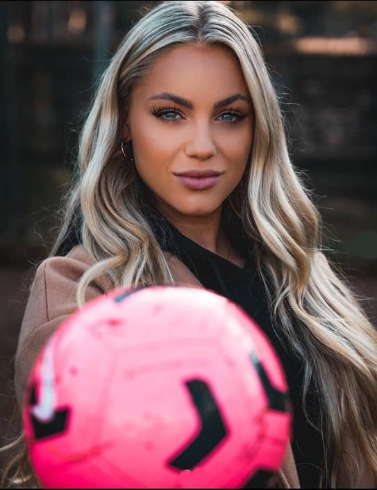 آنا ماریا مارکوویچ زیباترین فوتبالیست جهان از دنیای فوتبال خداحافظی کرد