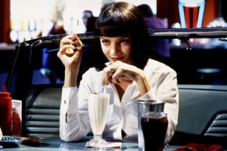 عجیب‌ترین لباس‌های زنانه که ستاره های سینما نمایش داده شده اند.