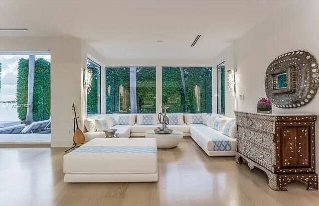 قصر رویایی و لوکس شکیرا بعد از مهاجرت به آمریکا+عکس