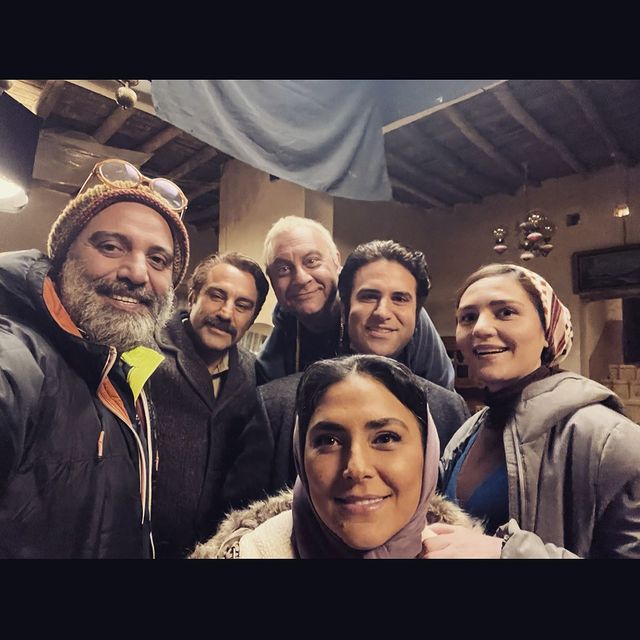 سلفی جالب “رهایم کن” در پشت صحنه/ عکس