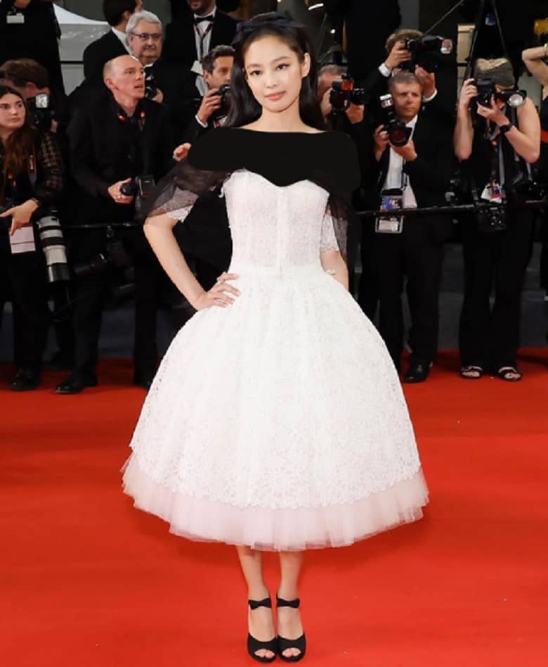 تصاویر/ زشت‌ترین لباس‌های بازیگران زن مهم‌ترین جشنواره سینمایی جهان