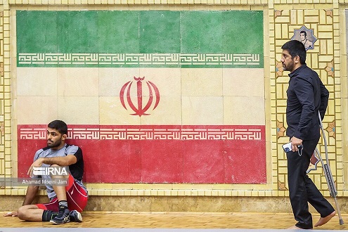 مدل گوشی رئیس فدراسیون کشتی ایران خبرساز شد! مدل گوشی رئیس فدراسیون کشتی ایران خبرساز شد!