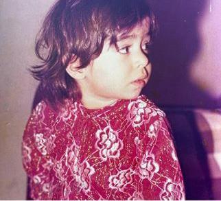 چهره باورنکردنی “ساره بیات” در کودکی/ عکس