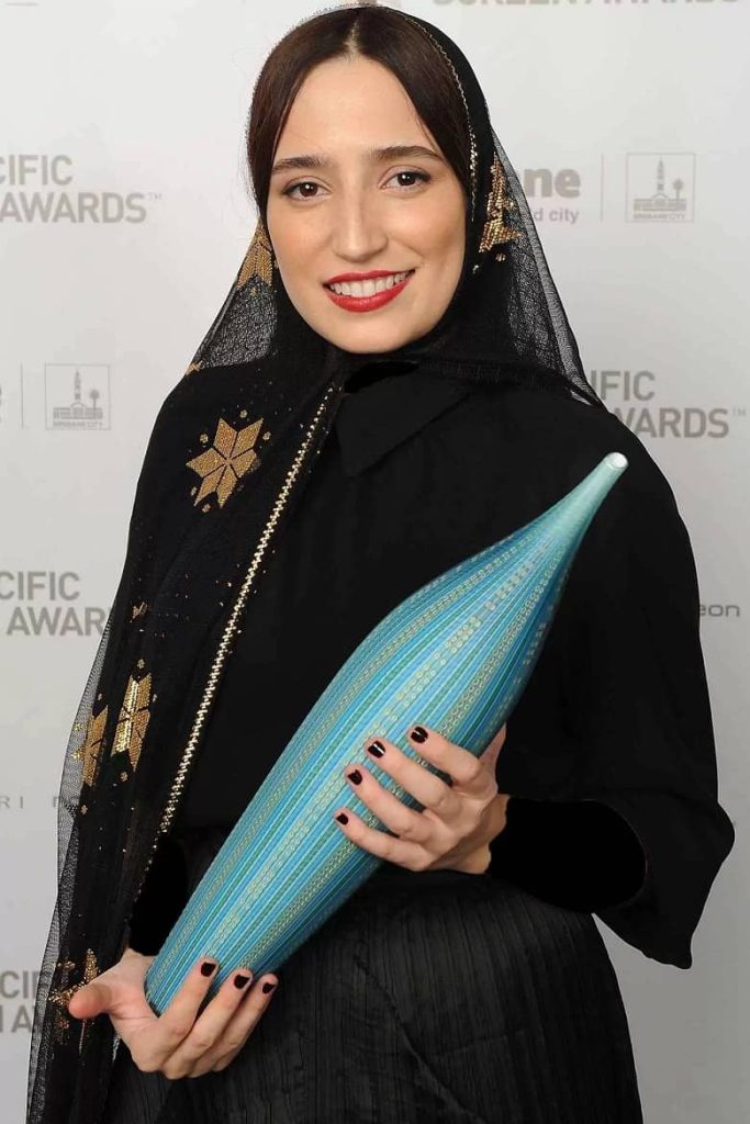 “نگار جواهریان‌” بلاخره میکاپ کرد و آدم دیگری شد/ عکس