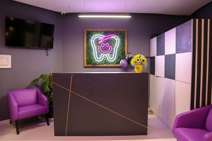 دلایل رضایت 98 درصدی مراجعین کلینیک دندانپزشکی سریتا – چه عاملی این کلینیک را متفاوت از بقیه کرد؟