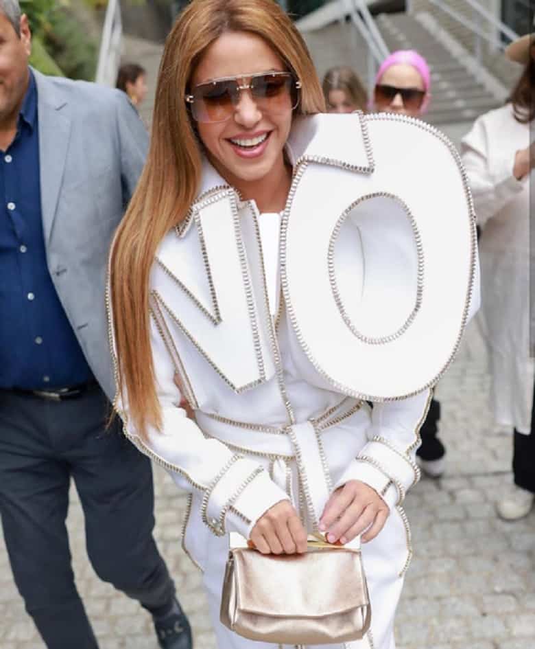 تصاویر/ شکیرا با این لباس حسابی پیکه را سوازند!