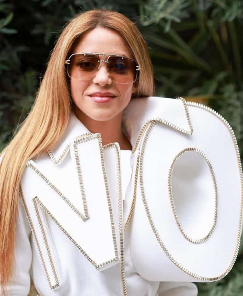 تصاویر/ شکیرا با این لباس حسابی پیکه را سوازند!