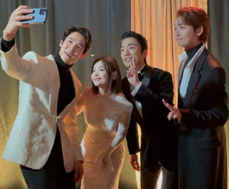 تصاویری جذاب از بازیگر محبوب سریال کره‌ای بیمارستان!