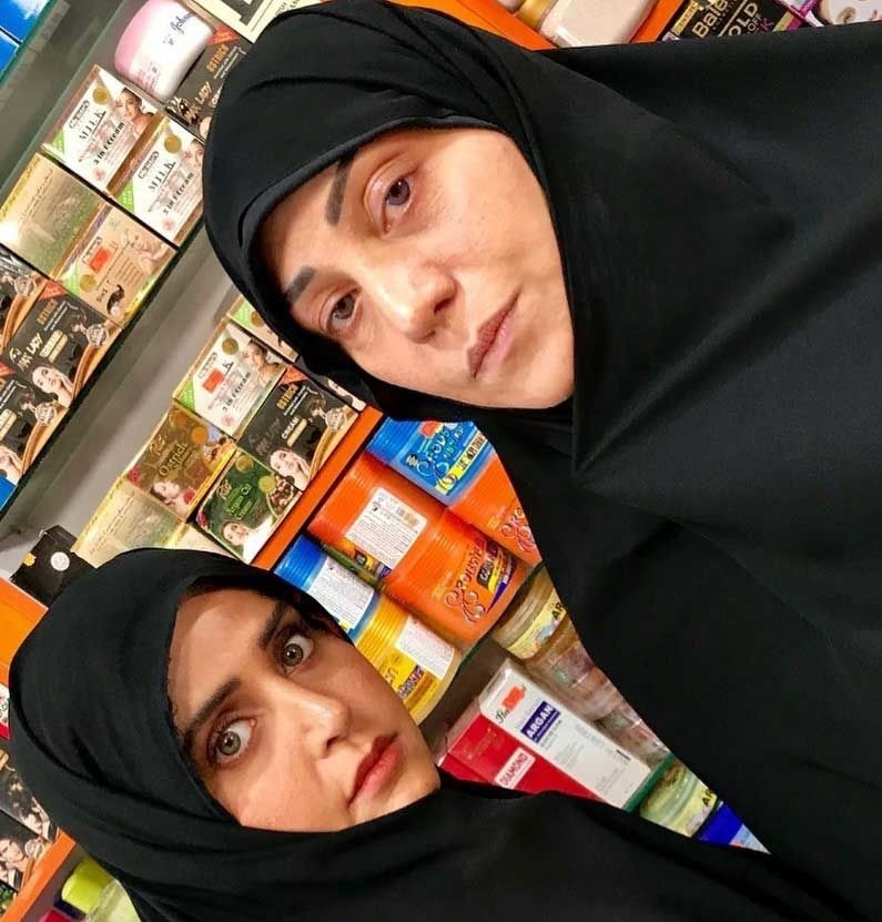 چهره “الناز شاکردوست” را با چادر دیده اید/ عکس