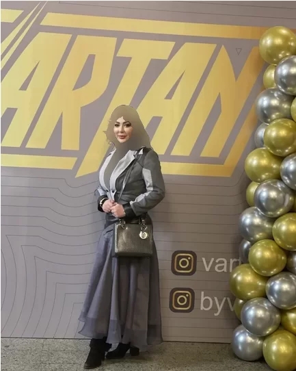 تیپ شیک و سنگین “نیوشا ضیغمی” در خارج/ عکس