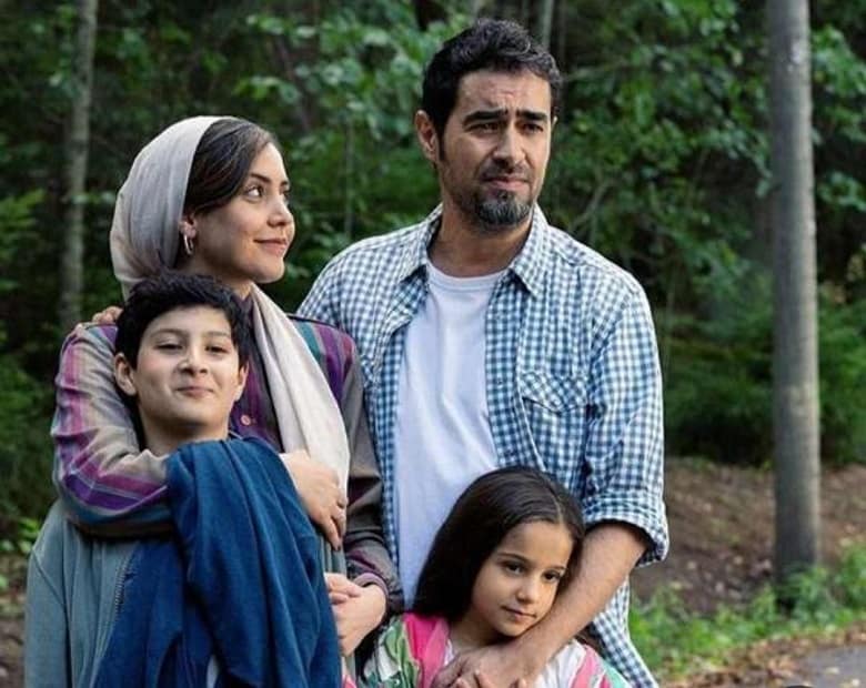 تصاویر/ تیپ و پوشش نائله عشق کوفی در دنیای واقعی