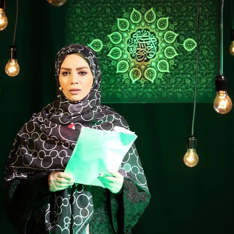 عکس جدید مبینا نصیری در شب قدر