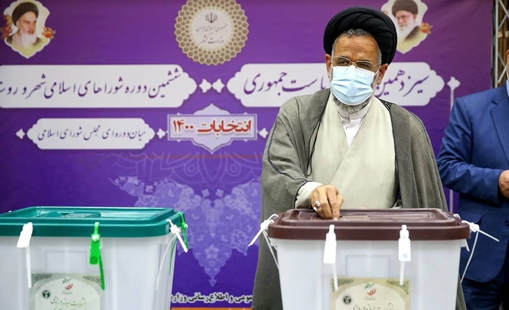 تصاویر مقامات و چهره‌های سیاسی پای صندوق رای