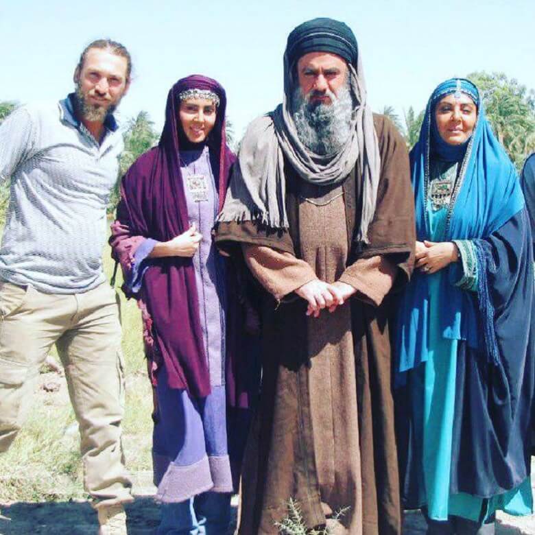 لیلا بلوکات رستاخیز را در چشمان خود دید.