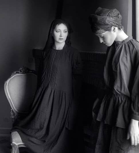 روشنک گرامی مدل شد