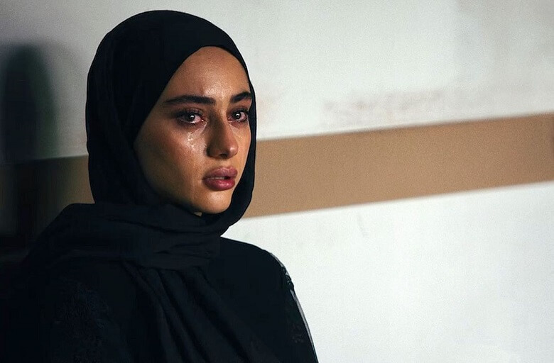 اشک ترلان پروانه را در آمد.