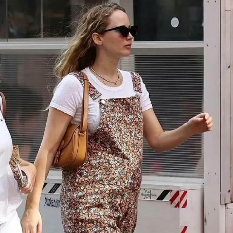 جنیفر لارنس سوپر استار باردار شد.