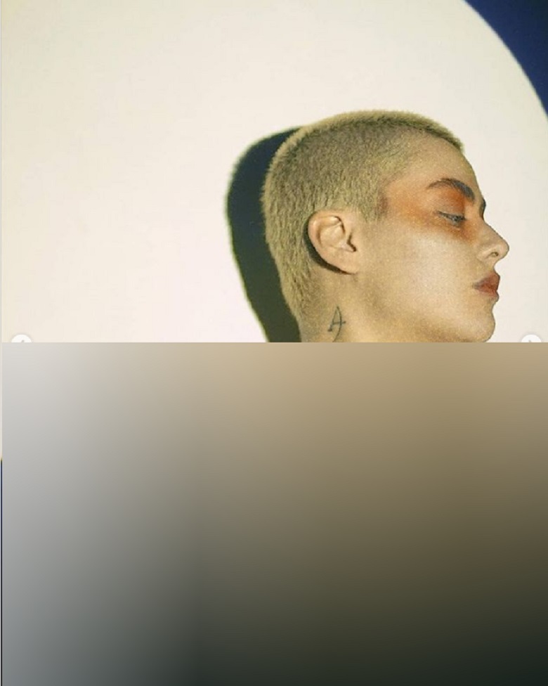 ریحانه پارسا تصاویر غیر متعارف و جنجالی منتشر کرد.